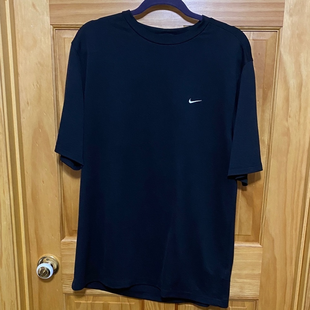 Nike Men's Black Short Sleeve Sphere Dry Tee, Size XL. - Picture 1 of 10